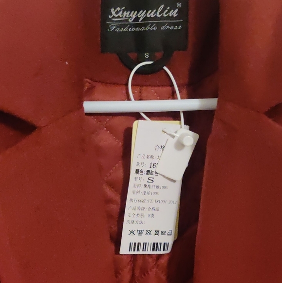 Jacket - Picture 2 of 3